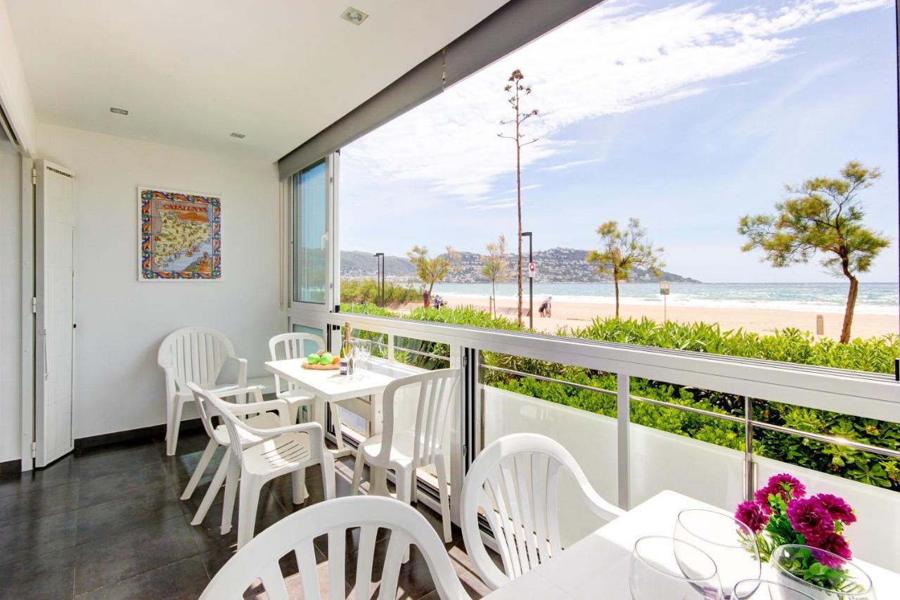 Residence De La Plage Roses - Immo Barneda Bagian luar foto